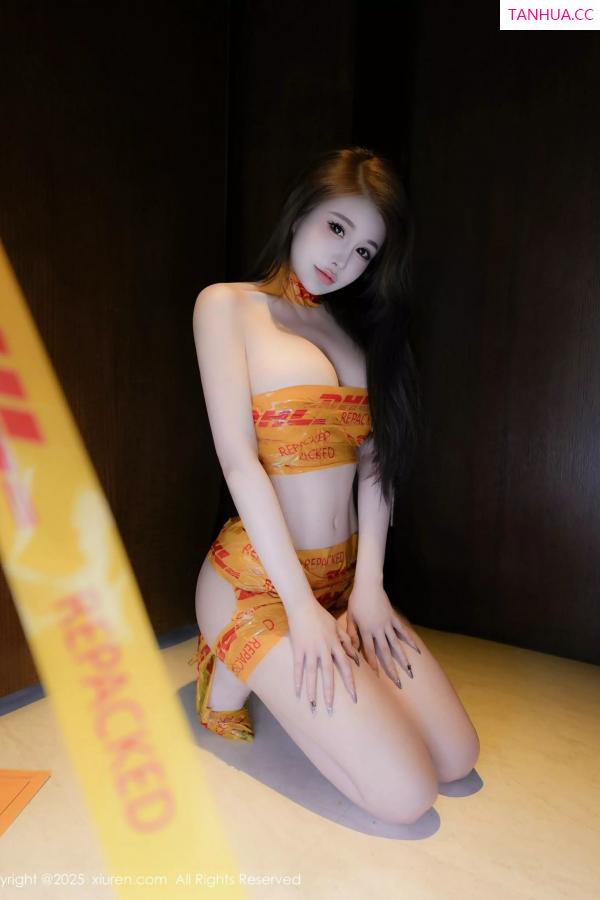 甜妮  [XiuRen]高清写真图 2025.03.14 No.10016 甜妮 美腿性感第50张图片